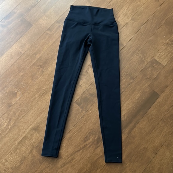 Alo High Waist Airbrush Legging Black XS - Picture 3 of 3